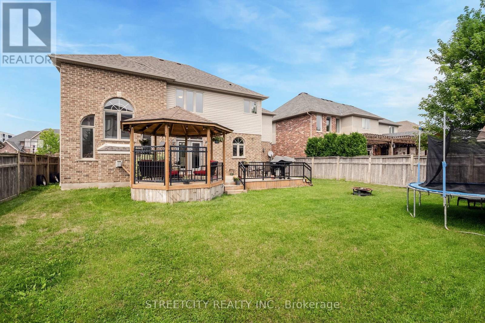 357 South Carriage Way, London North, Ontario  N6G 0B2 - Photo 34 - X12328339