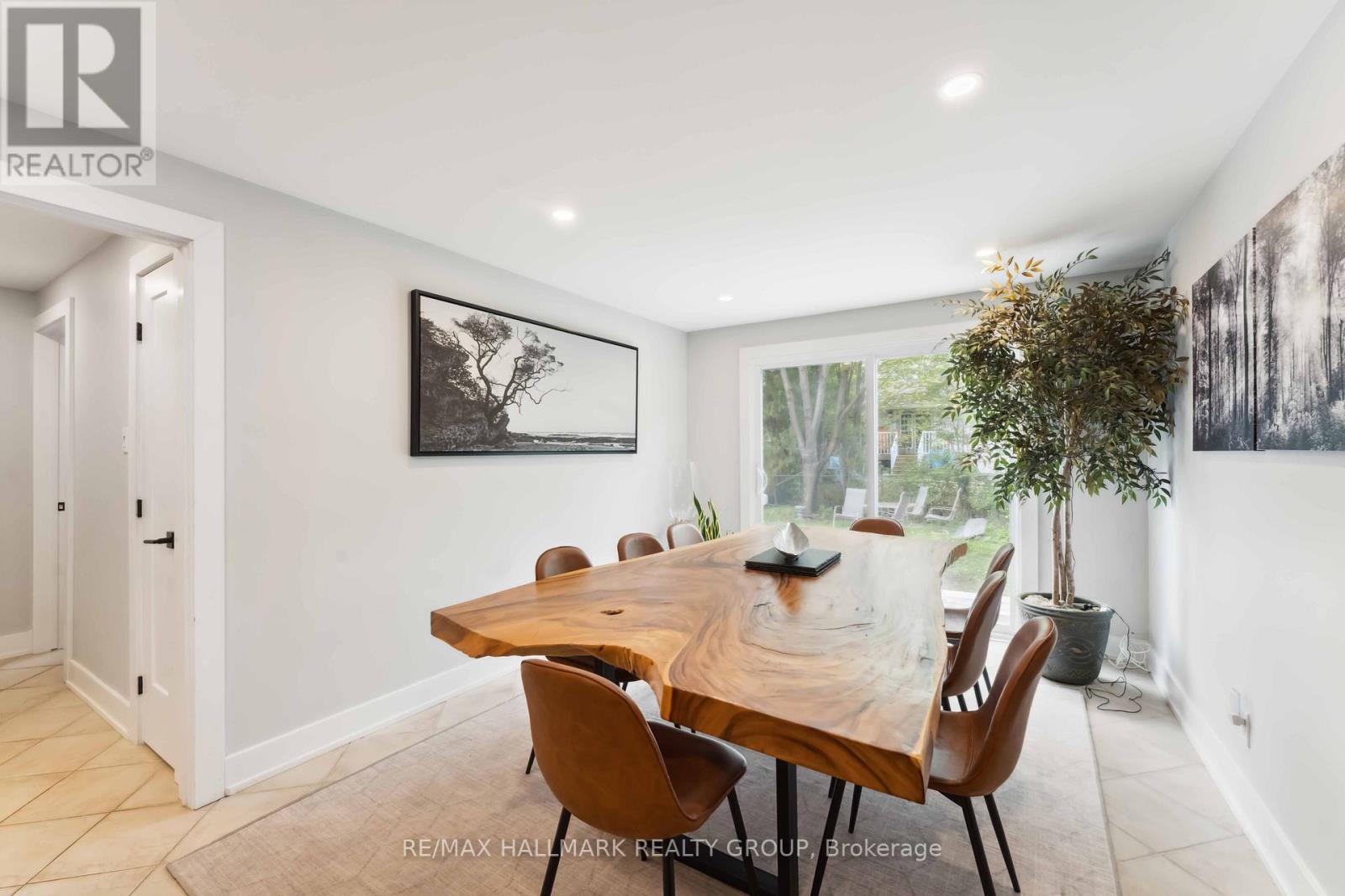 2425 Ogilvie Road, Ottawa, Ontario  K1J 7N3 - Photo 16 - X12328317