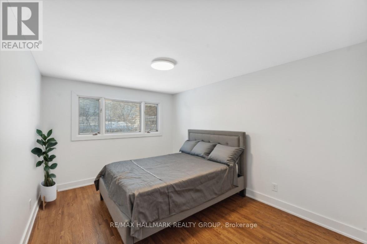 2425 Ogilvie Road, Ottawa, Ontario  K1J 7N3 - Photo 26 - X12328317