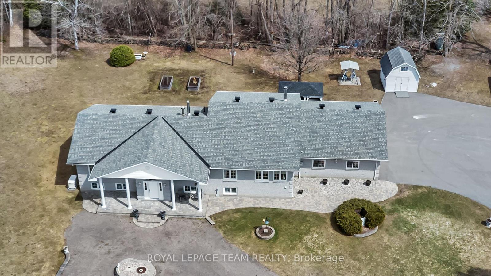 Property at 1961 MANOTICK STATION ROAD image 2