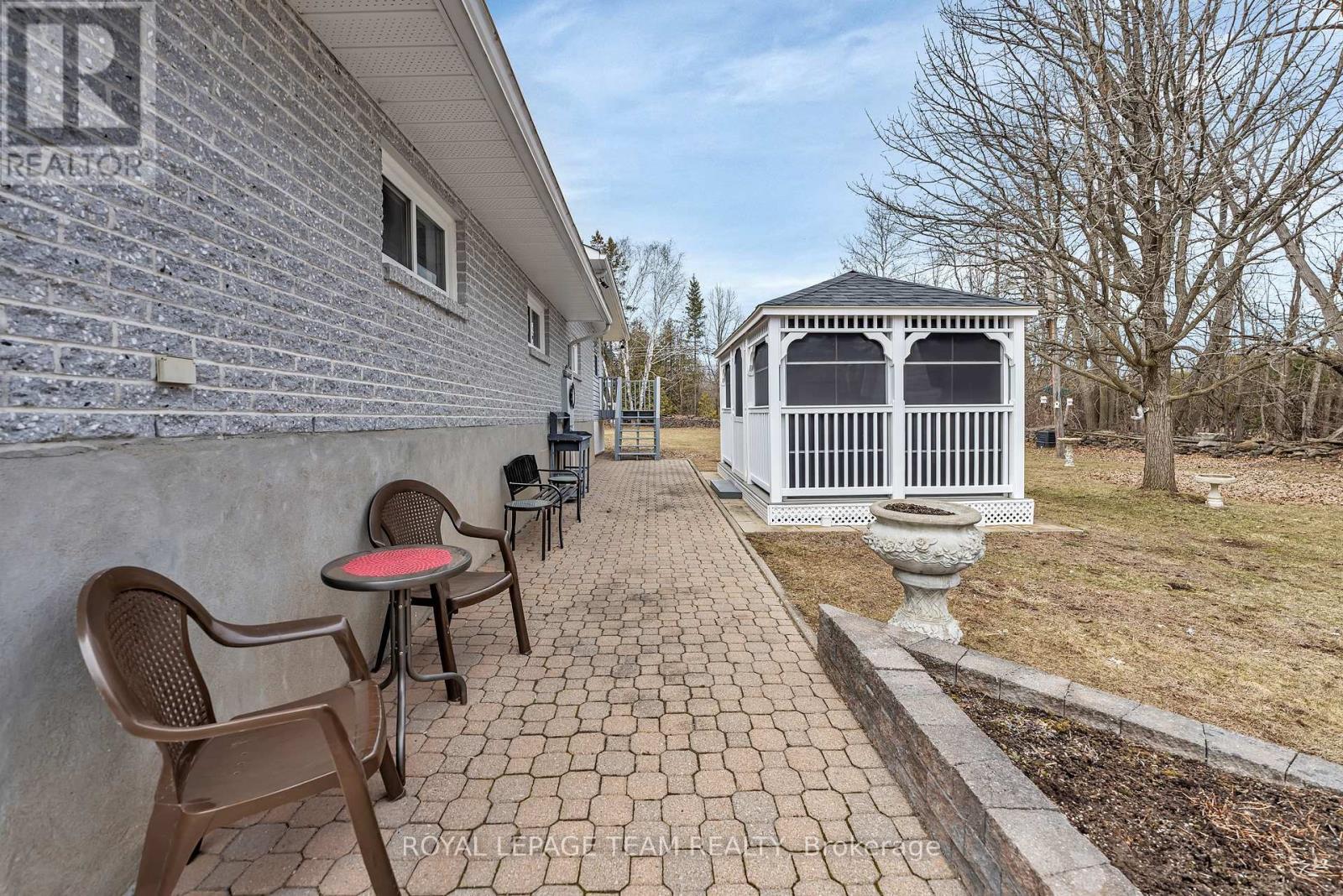 1961 Manotick Station Road, Ottawa, Ontario  K0A 2W0 - Photo 31 - X12328325