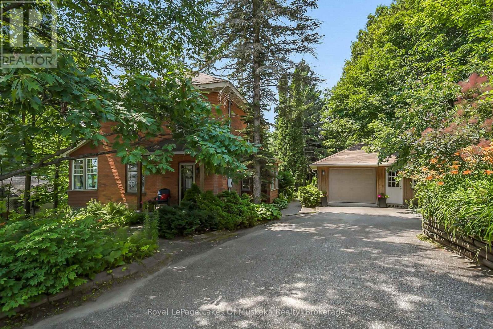 Property at 98 MUSKOKA ROAD image 2
