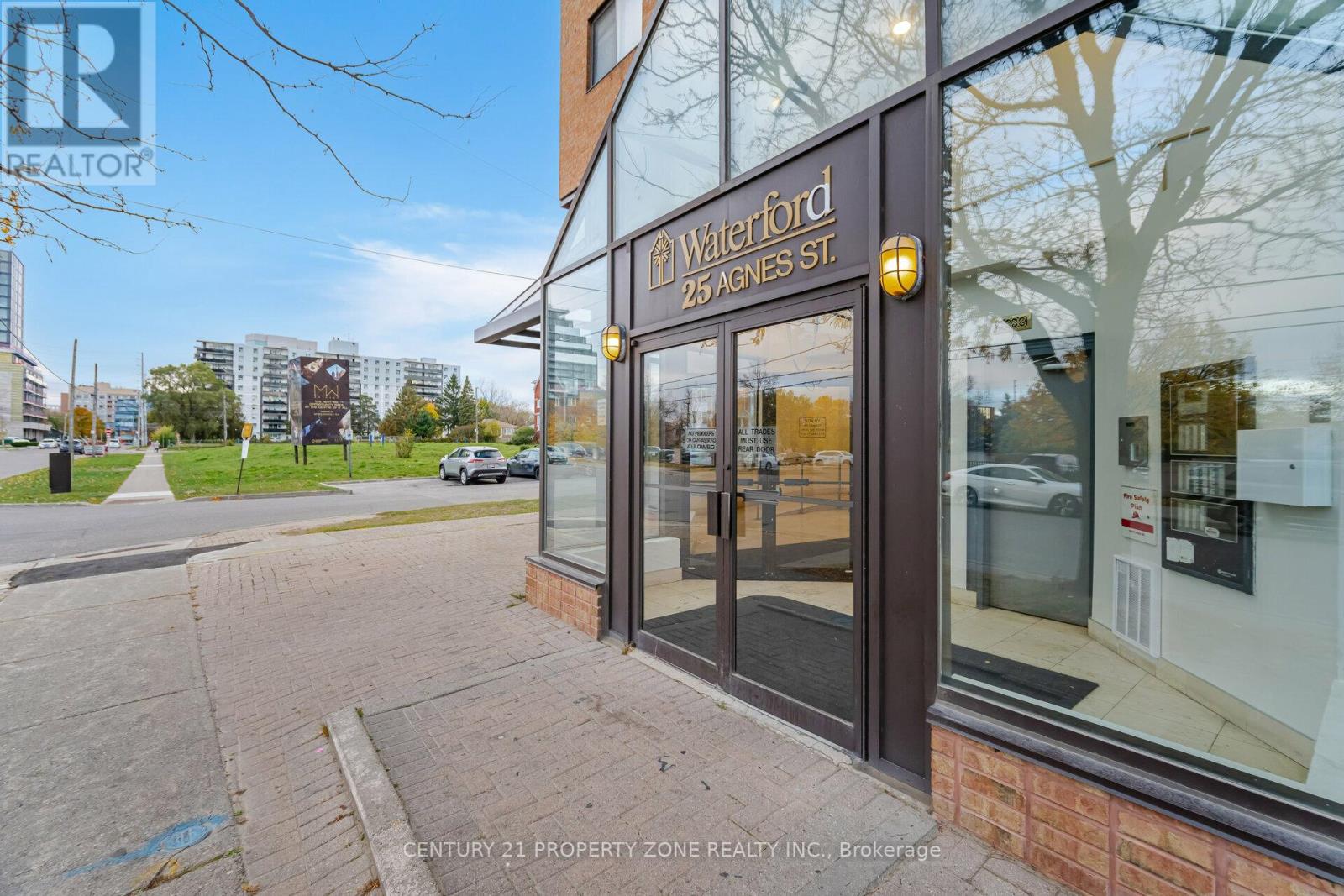 1102 - 25 AGNES STREET, Mississauga, Ontario