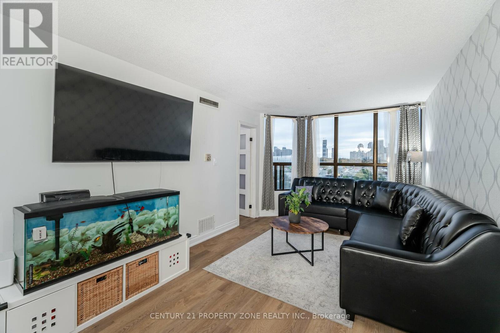 1102 - 25 Agnes Street, Mississauga, Ontario  L5B 3X7 - Photo 11 - W12328265