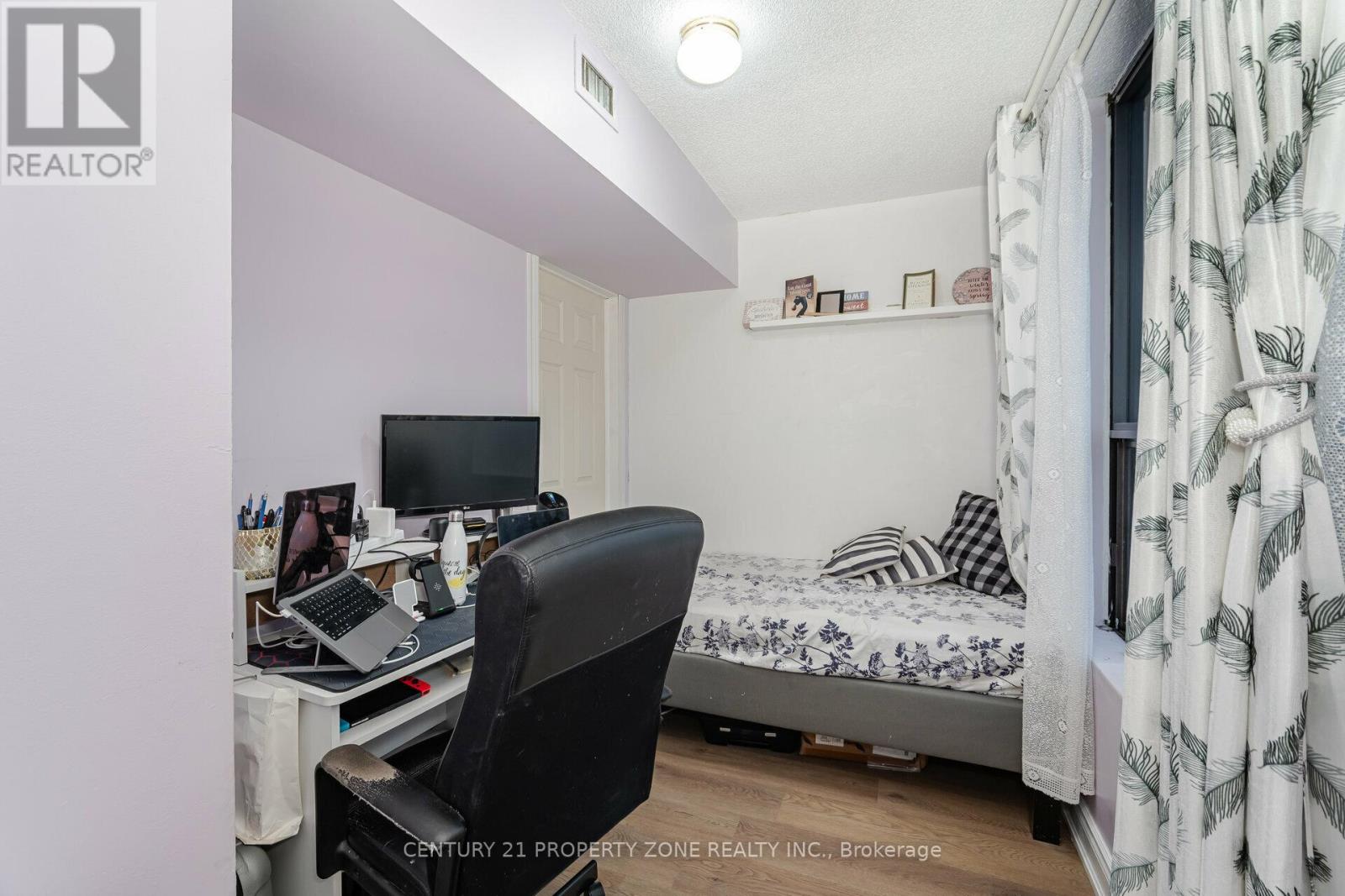 1102 - 25 Agnes Street, Mississauga, Ontario  L5B 3X7 - Photo 23 - W12328265