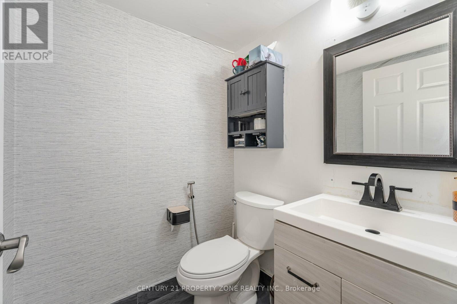1102 - 25 Agnes Street, Mississauga, Ontario  L5B 3X7 - Photo 25 - W12328265