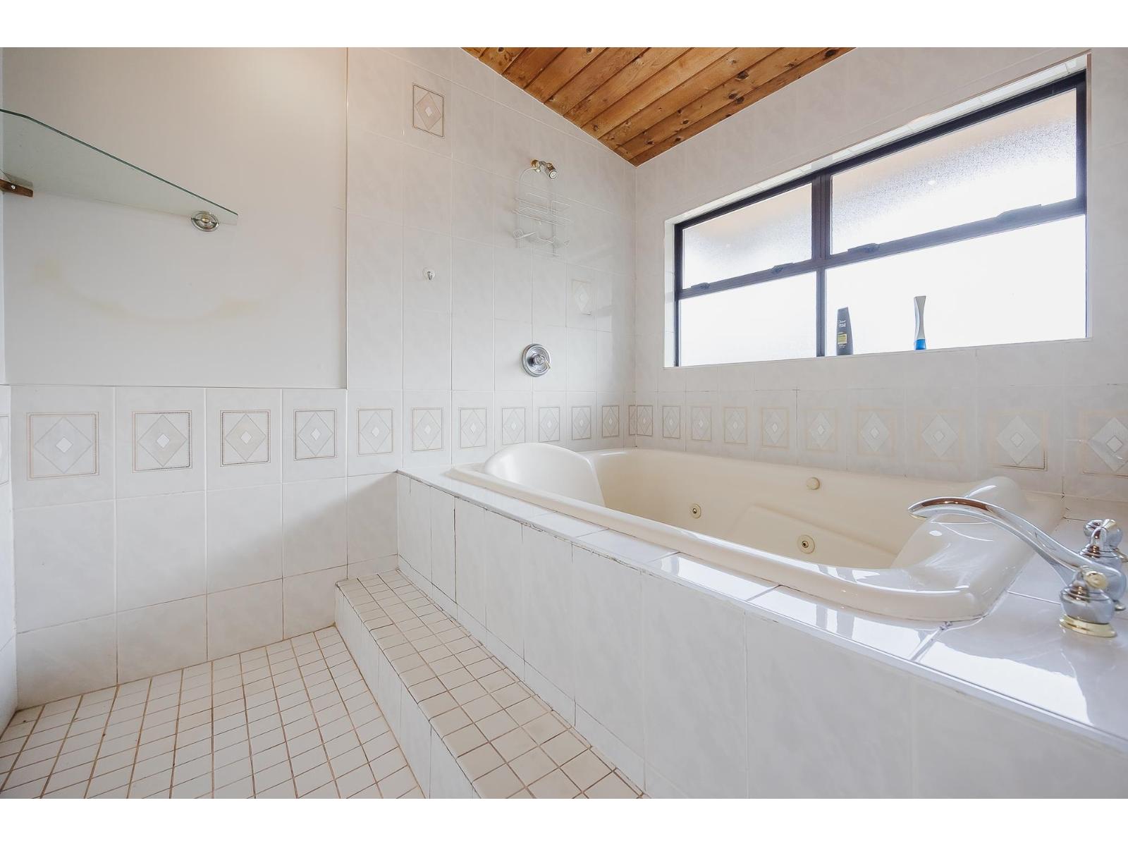 30211 Burgess Avenue, Abbotsford, British Columbia  V4X 1V5 - Photo 32 - R3033372