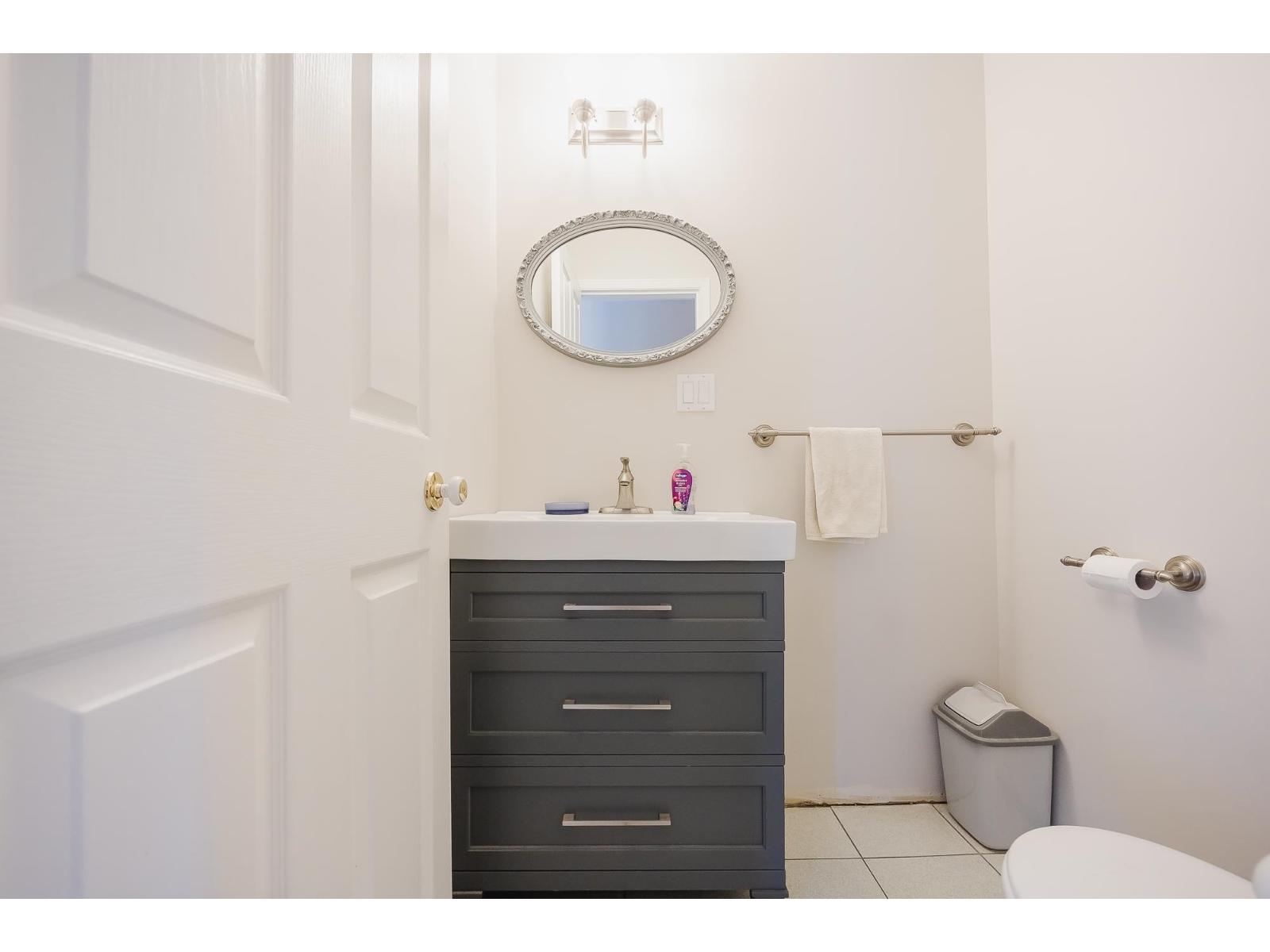 30211 Burgess Avenue, Abbotsford, British Columbia  V4X 1V5 - Photo 23 - R3033372