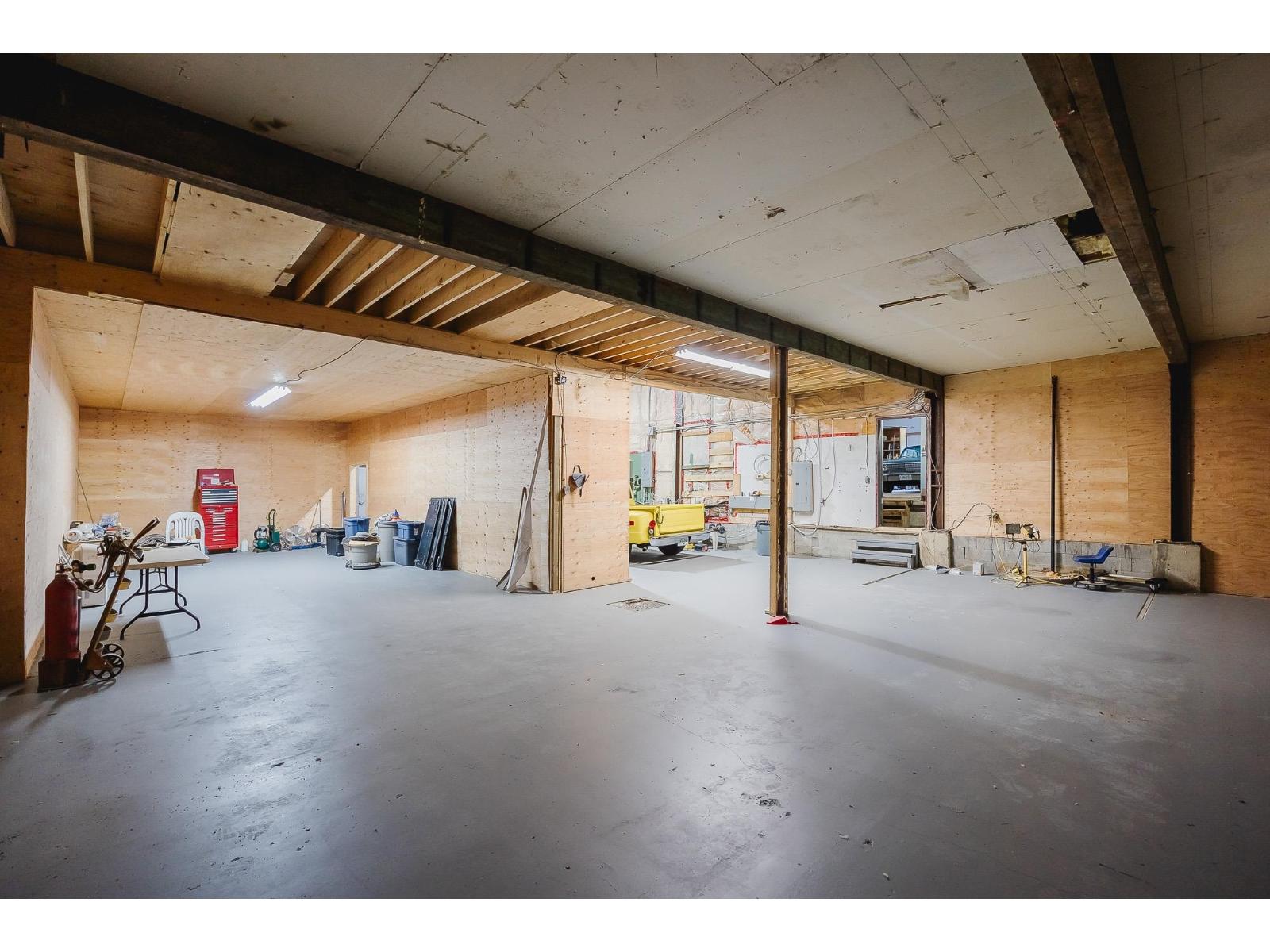 30211 Burgess Avenue, Abbotsford, British Columbia  V4X 1V5 - Photo 38 - R3033372