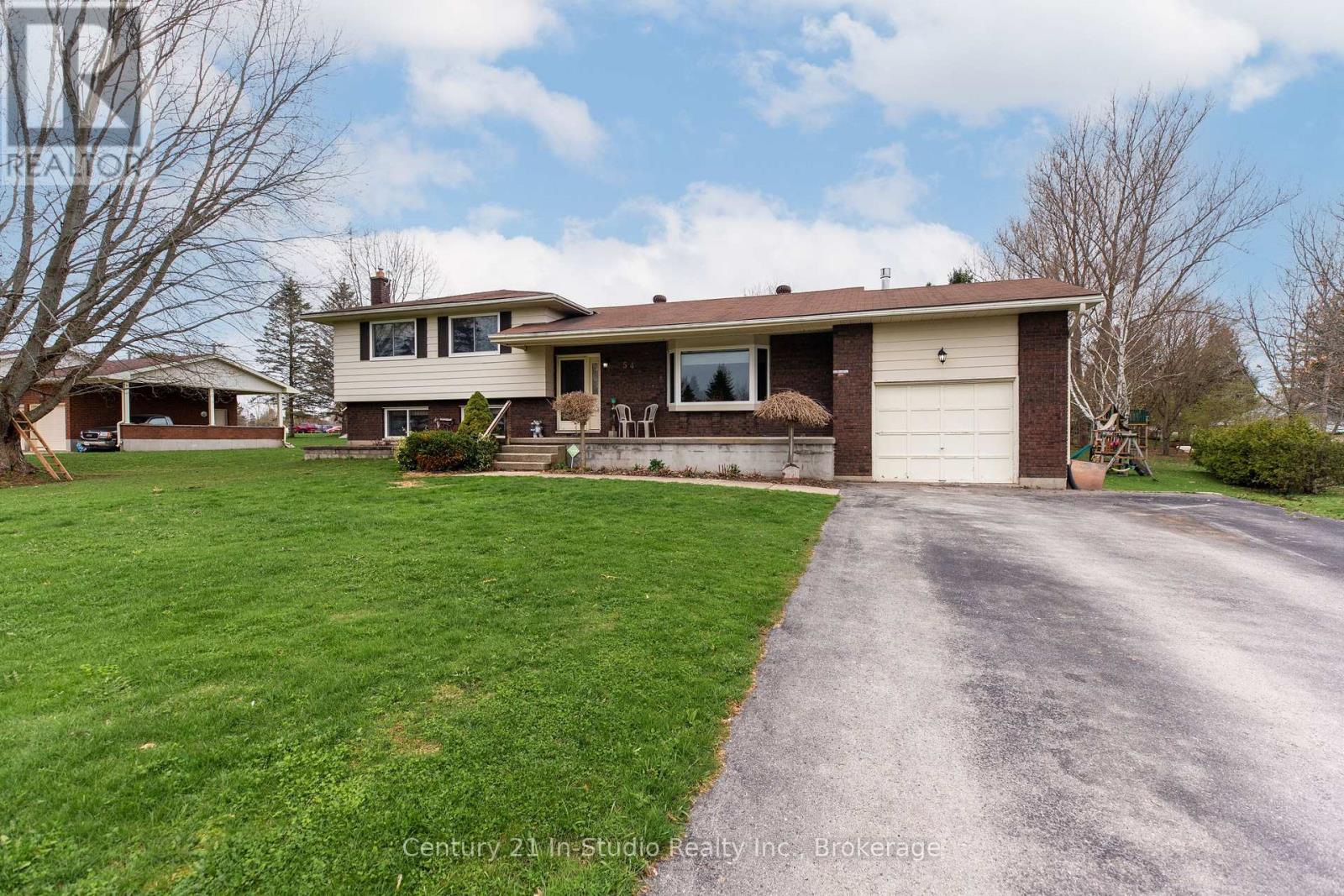 54 George Street, Chatsworth, Ontario  N0H 1G0 - Photo 13 - X12328396