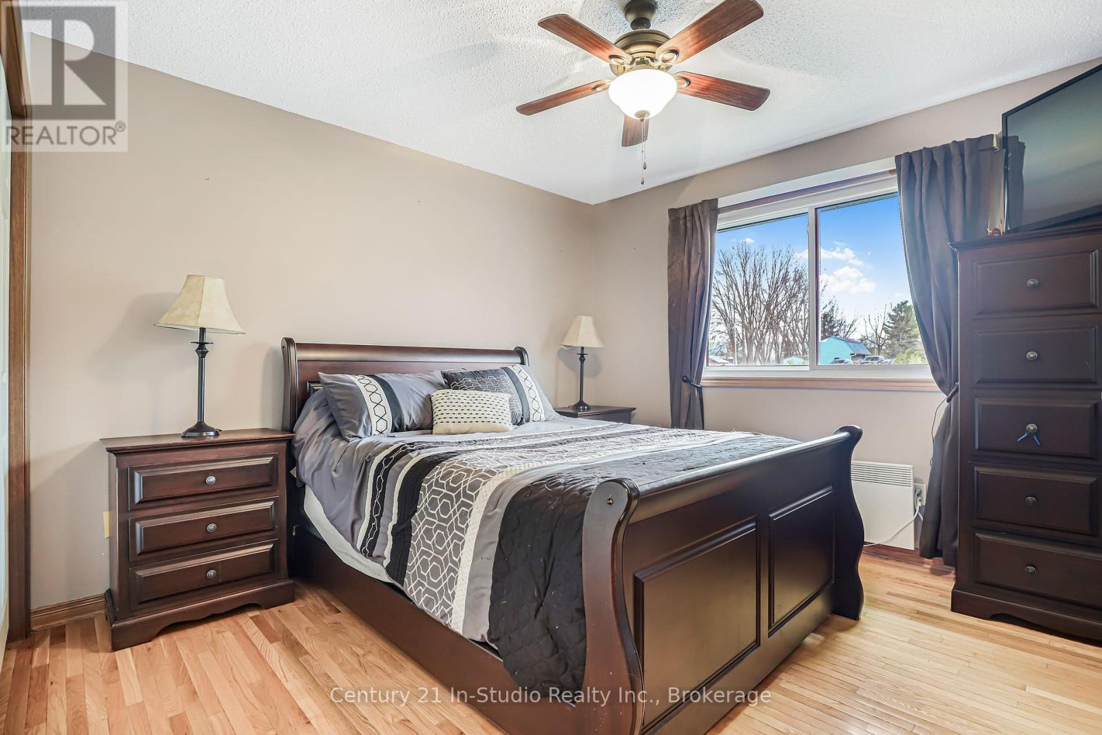 54 George Street, Chatsworth, Ontario  N0H 1G0 - Photo 24 - X12328396