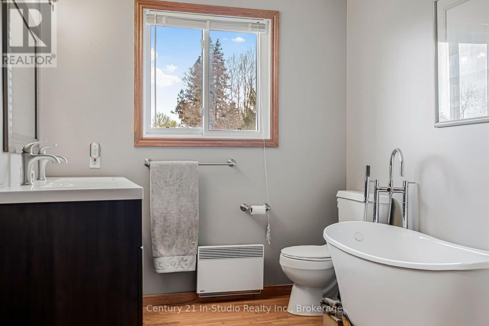 54 George Street, Chatsworth, Ontario  N0H 1G0 - Photo 29 - X12328396