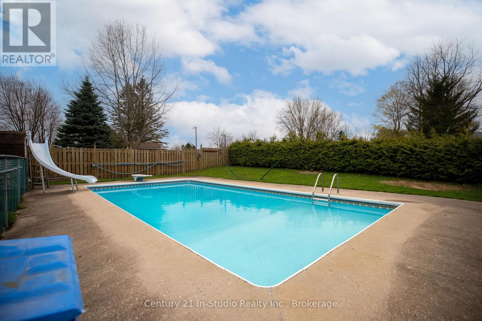 54 George Street, Chatsworth, Ontario  N0H 1G0 - Photo 7 - X12328396