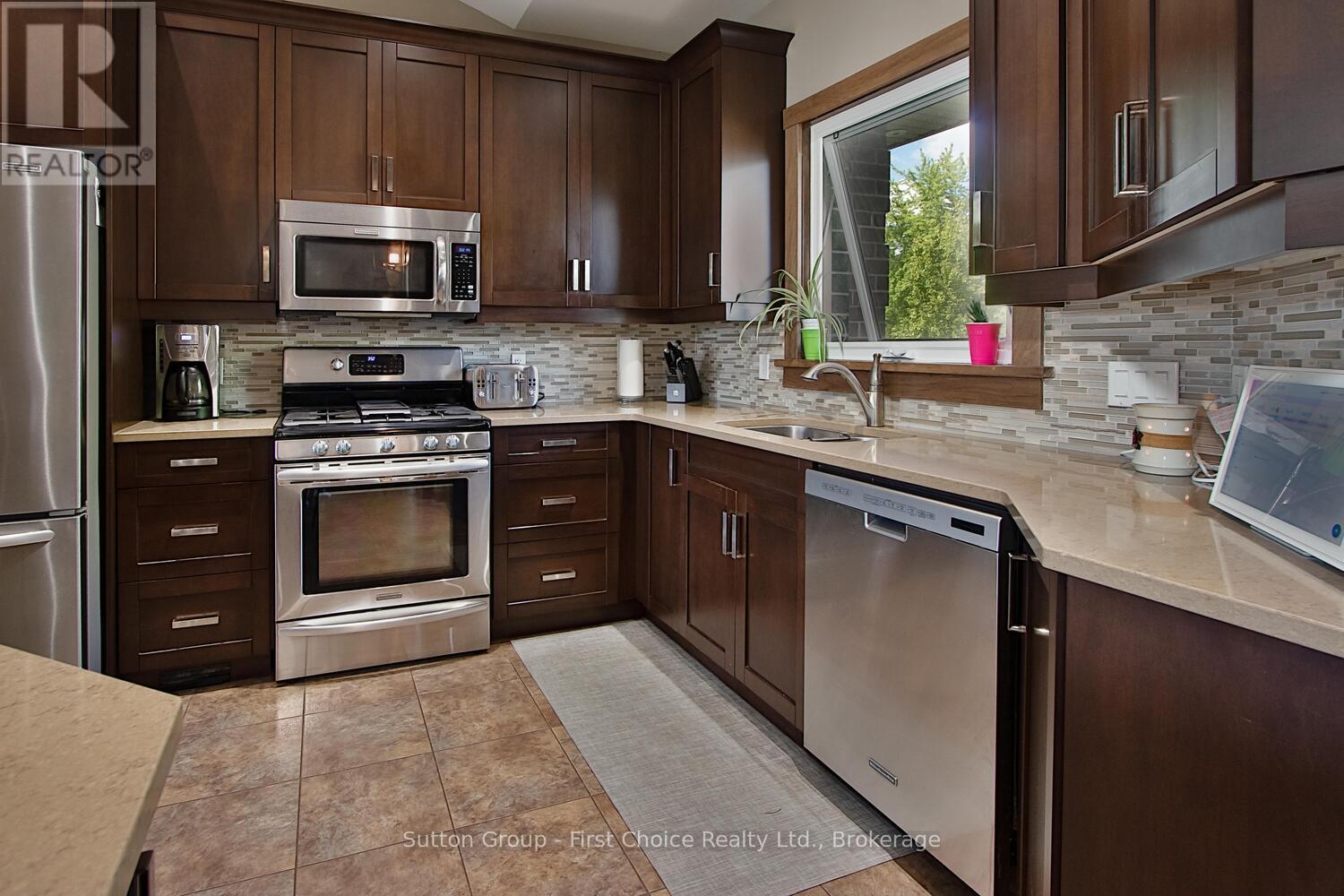 267 Sunset Drive, West Perth, Ontario  N0K 1N0 - Photo 13 - X12328475
