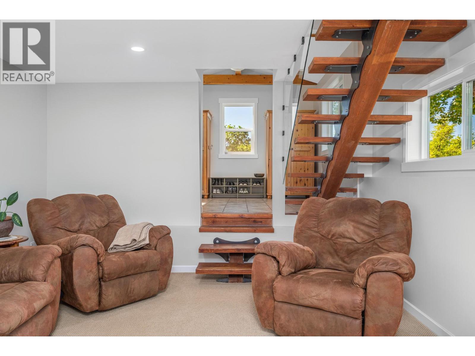 3253 Phillips Road, Vernon, British Columbia  V1B 3H6 - Photo 24 - 10357097