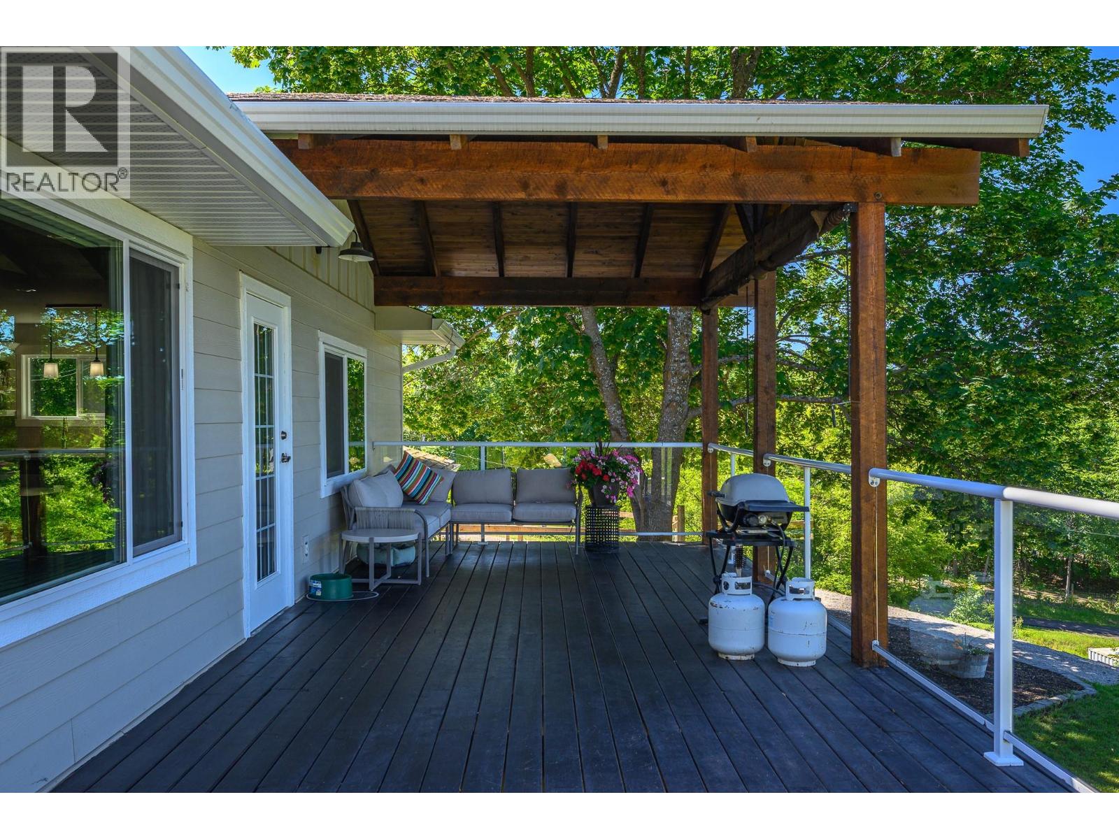 3253 Phillips Road, Vernon, British Columbia  V1B 3H6 - Photo 32 - 10357097
