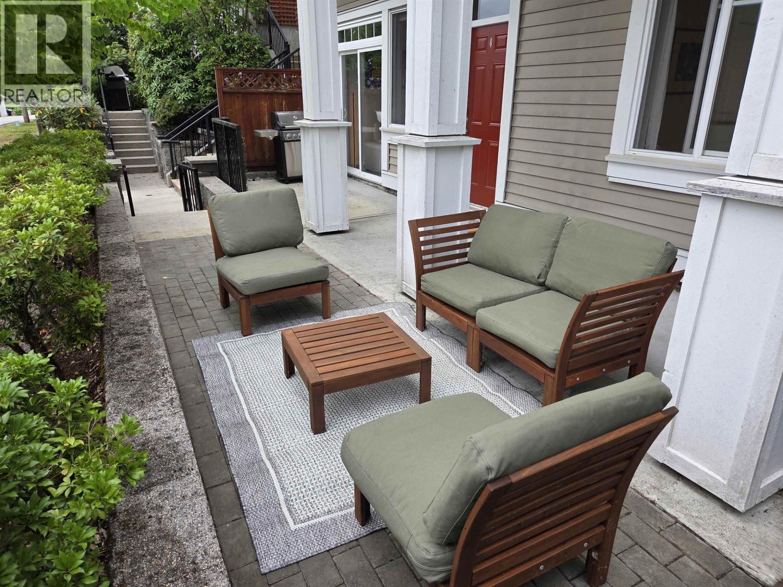 Property at 5 4025 NORFOLK STREET image 3