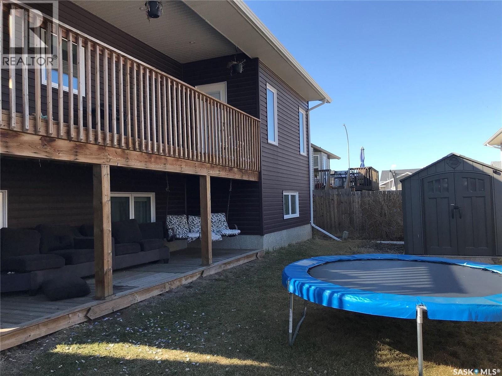 857 Madsen Place, Prince Albert, Saskatchewan  S6V 2L6 - Photo 29 - SK014838