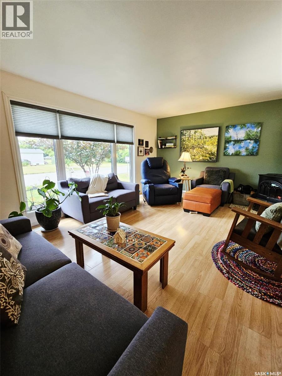 Property at 308 Lalonde STREET image 3