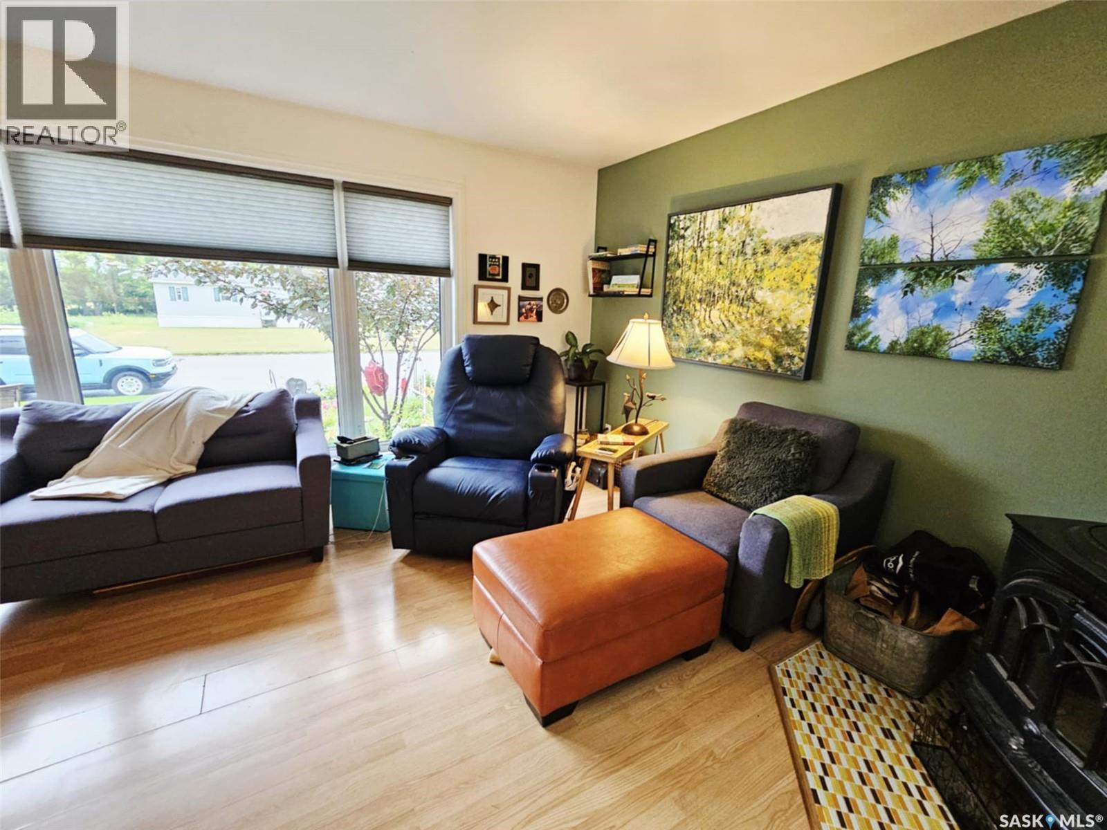 Property at 308 Lalonde STREET image 5
