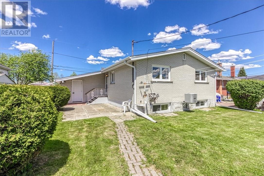 Property at 91 Caruso Street image 5