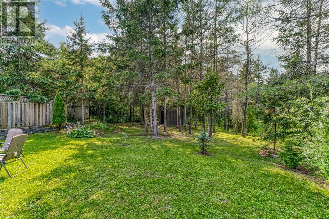 Property at 20 Chinaberry Drive image 5