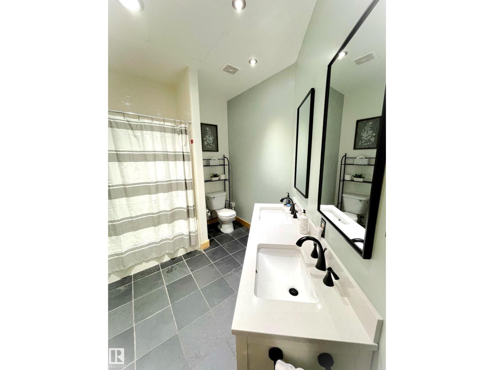 #105 10265 107 St Nw, Edmonton, Alberta  T5J 5G2 - Photo 13 - E4431315