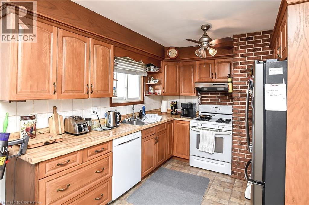 Property at 79 NASH Road N image 5