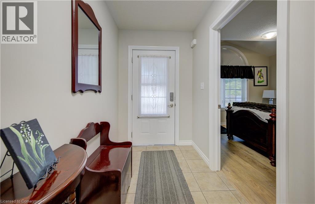 Property at 35 GREEN GATE Boulevard Unit# 28 image 4