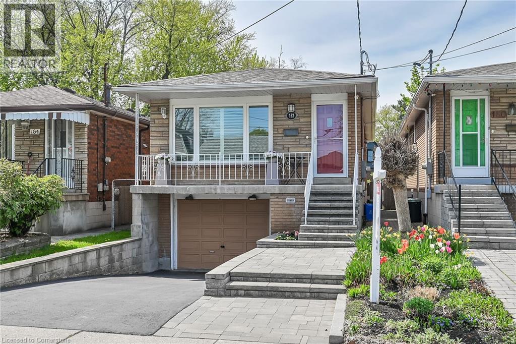 162 East 23rd Street, Hamilton, Ontario L8V 2X1 - Photo 2 - 40757596
