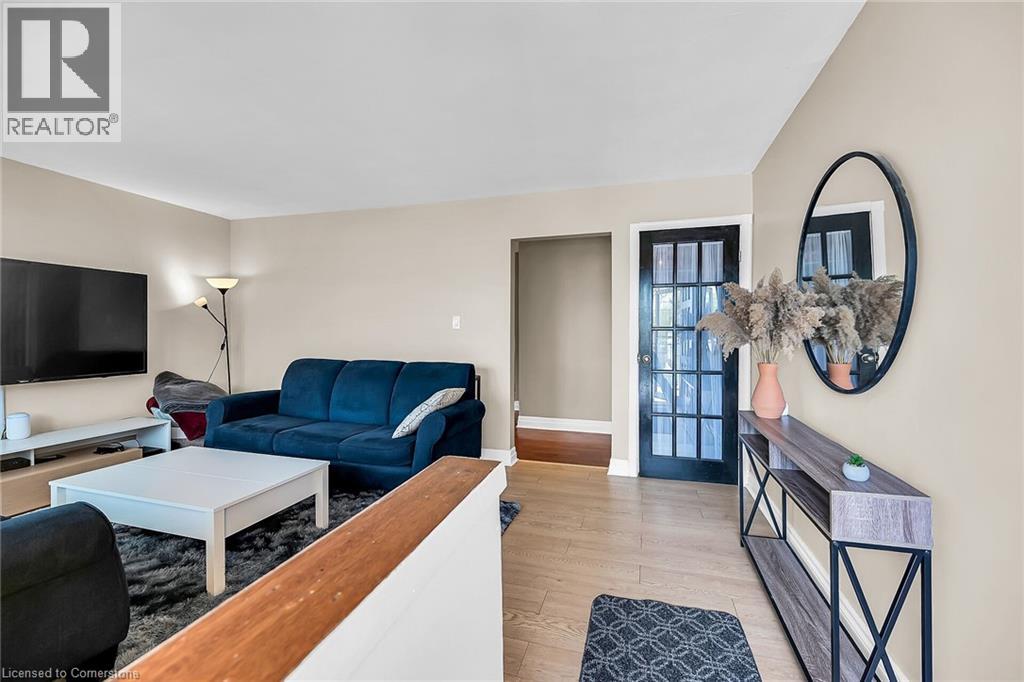 162 East 23rd Street, Hamilton, Ontario L8V 2X1 - Photo 4 - 40757596