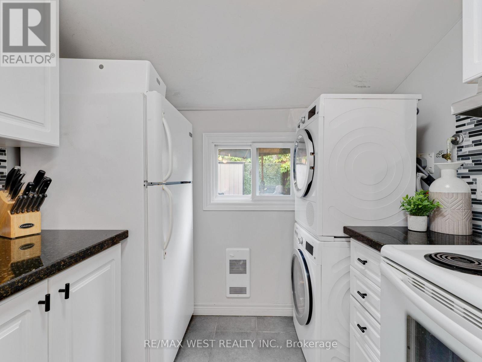 553 King Street E, Toronto, Ontario  M5A 1M5 - Photo 18 - C12328344