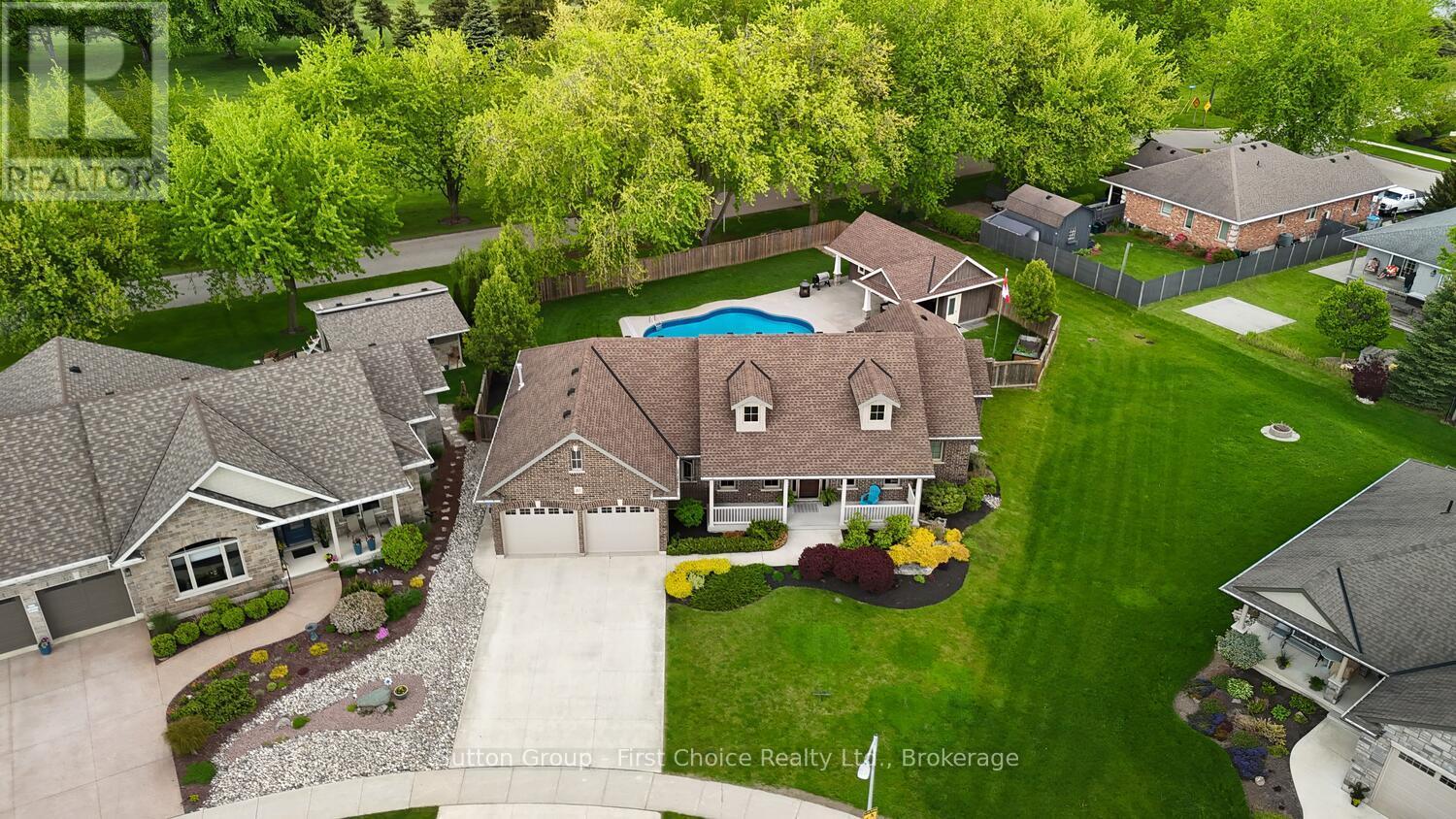 267 Sunset Drive, West Perth, Ontario  N0K 1N0 - Photo 1 - X12328475