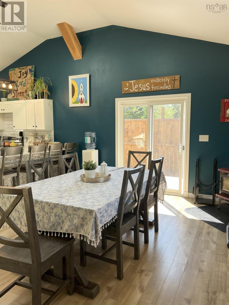 120 Base Line East Road, Harbourville, Nova Scotia  B0P 1M0 - Photo 2 - 202519837