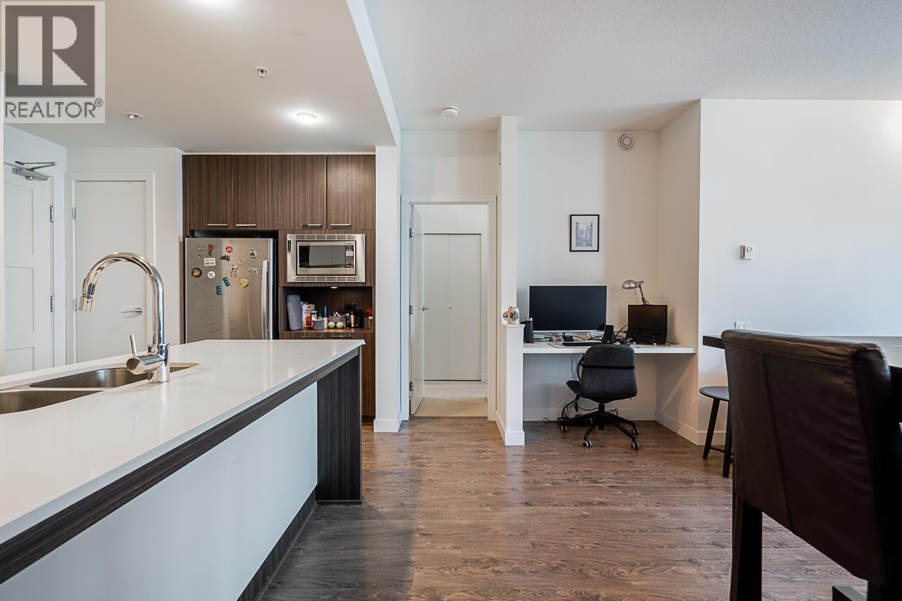 303 545 Foster Avenue, Coquitlam, British Columbia  V3J 0B3 - Photo 14 - R3034343