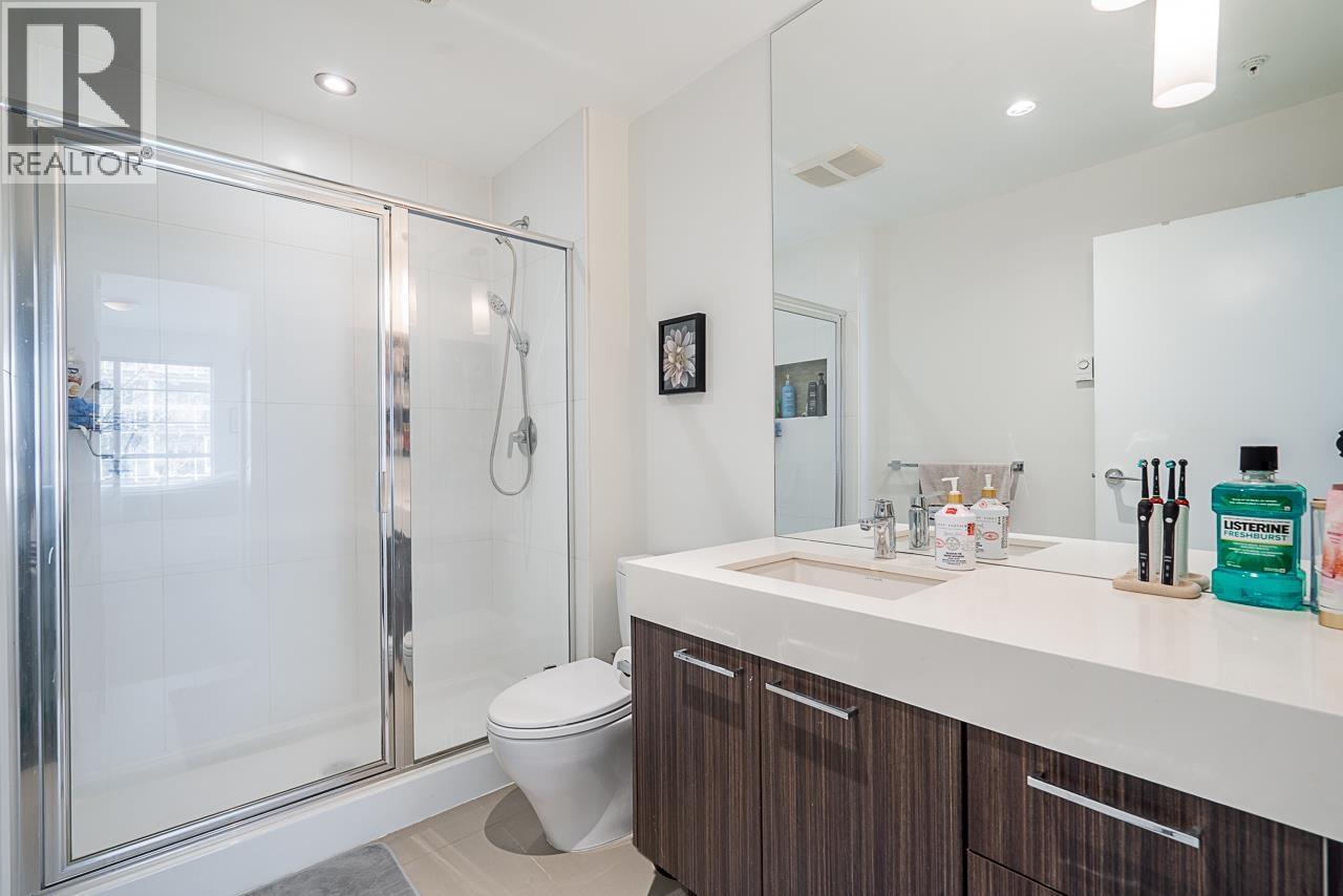 303 545 Foster Avenue, Coquitlam, British Columbia  V3J 0B3 - Photo 17 - R3034343