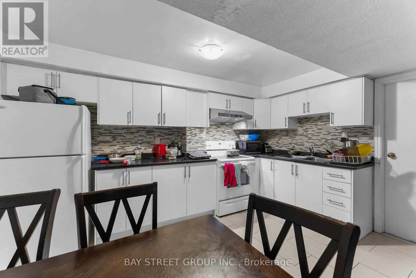 34 Lamp Crescent, Vaughan, Ontario  L4L 6J9 - Photo 41 - N12328409