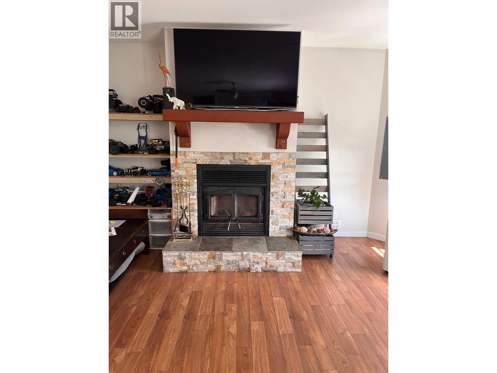 Property at 5756 NEPTUNE ROAD image 5