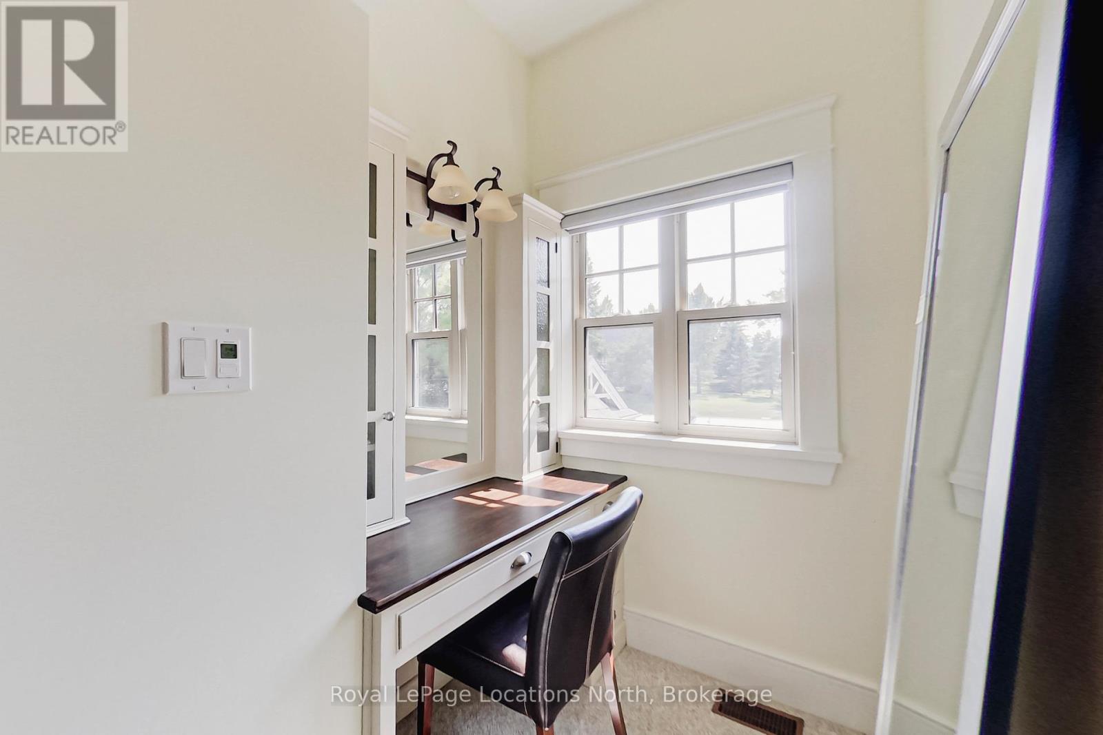 117 Camperdown Court, Blue Mountains, Ontario  N0H 1J0 - Photo 23 - X12328498