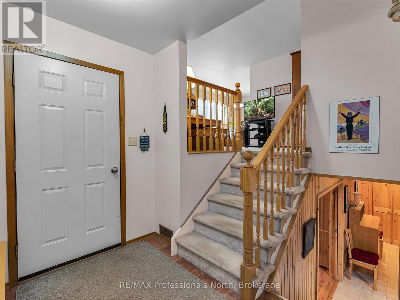 14 Duke Street, Muskoka Lakes, Ontario  P0B 1J0 - Photo 31 - X12328502
