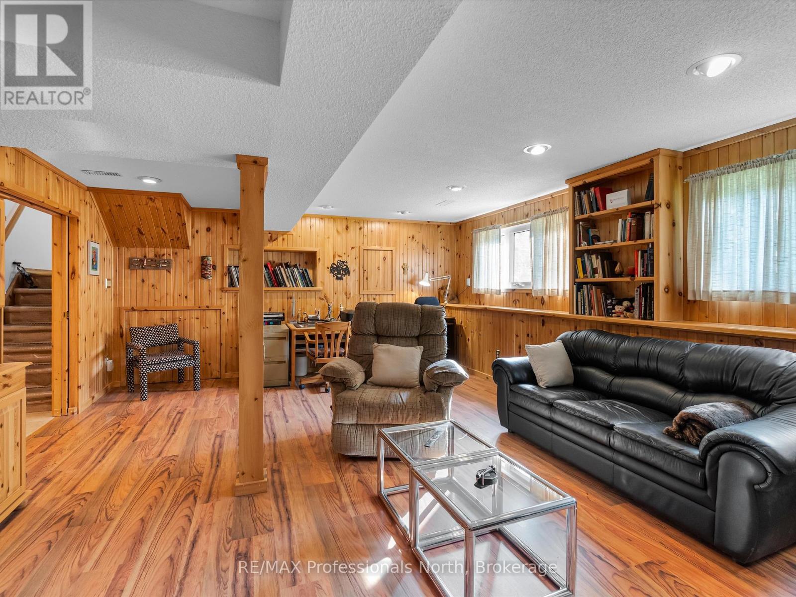 14 Duke Street, Muskoka Lakes, Ontario  P0B 1J0 - Photo 36 - X12328502