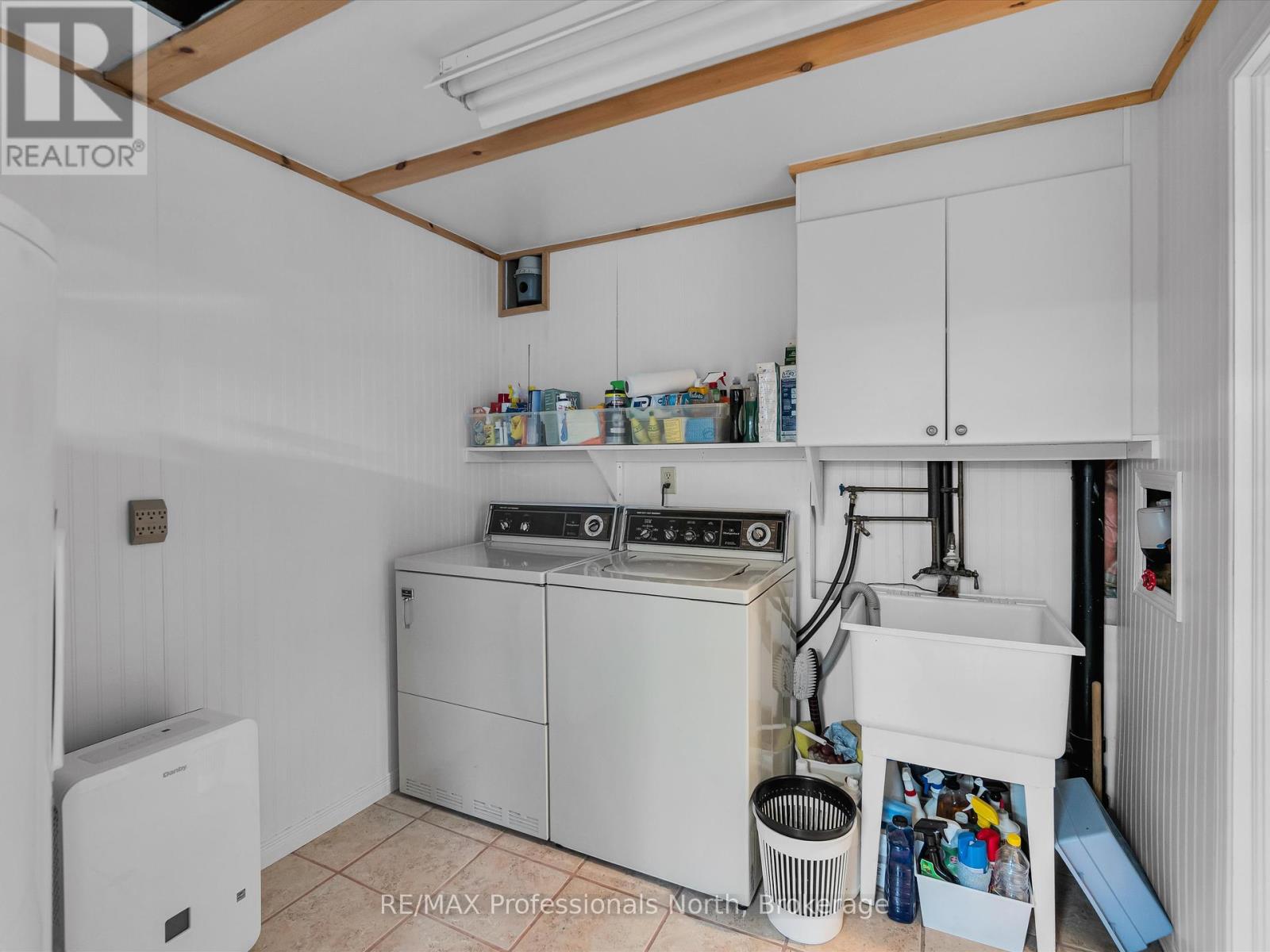14 Duke Street, Muskoka Lakes, Ontario  P0B 1J0 - Photo 40 - X12328502