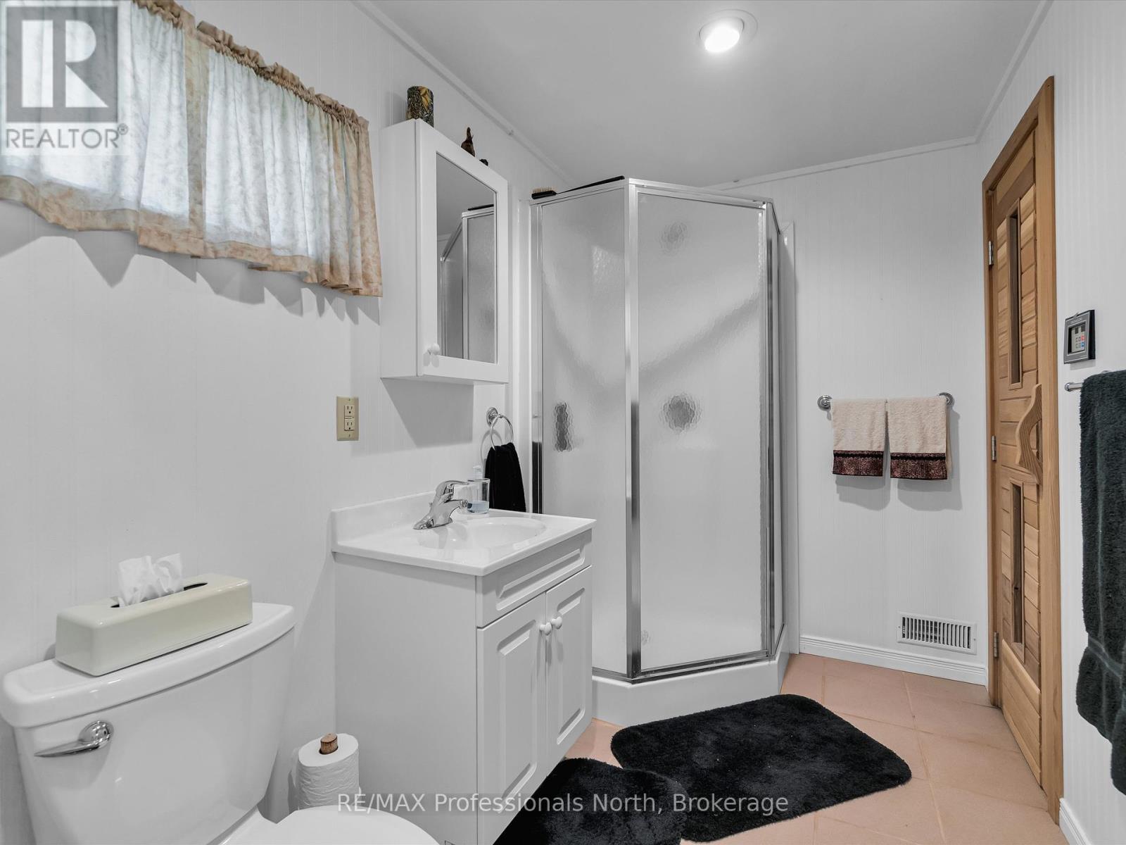 14 Duke Street, Muskoka Lakes, Ontario  P0B 1J0 - Photo 41 - X12328502