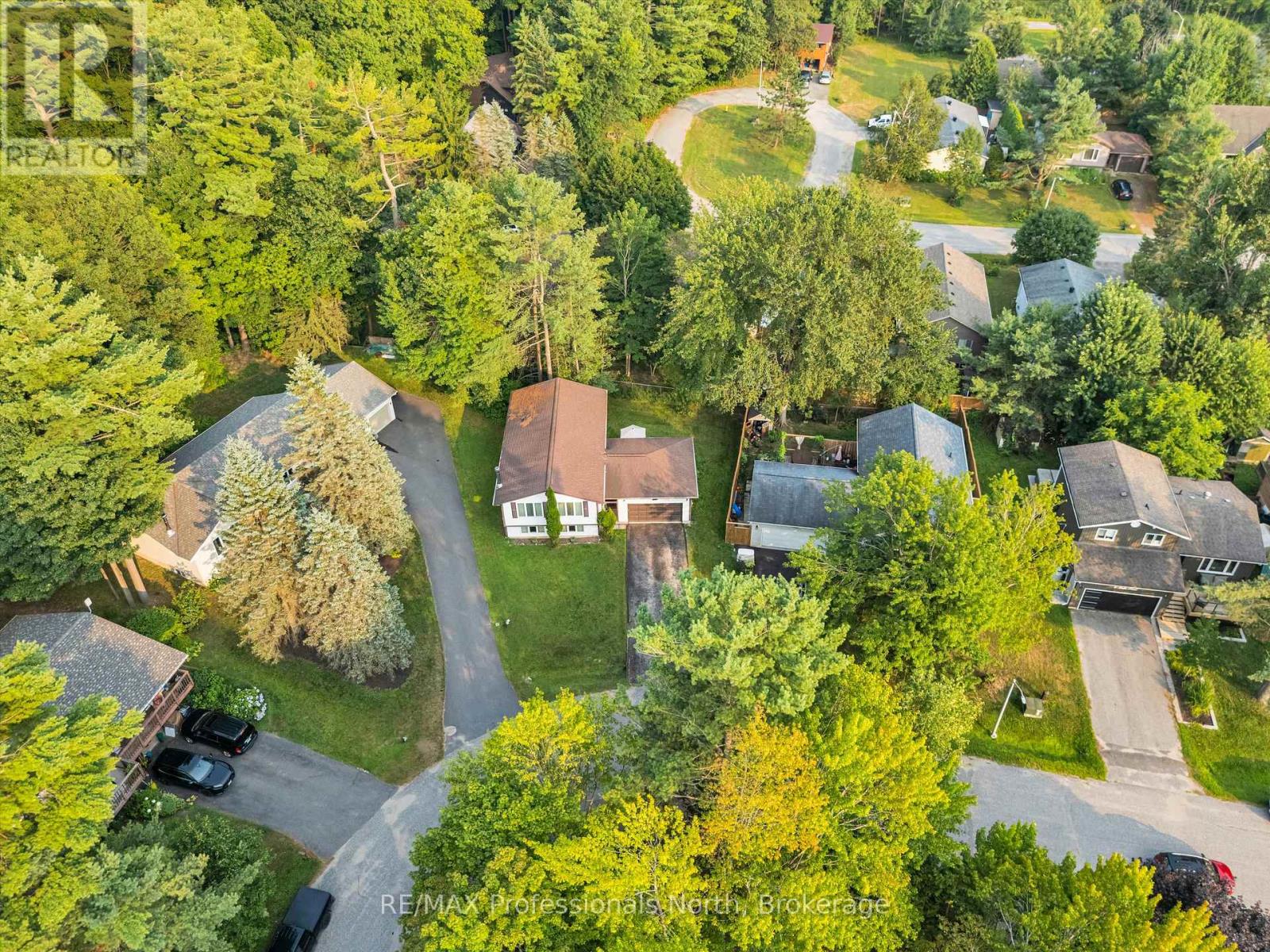 14 Duke Street, Muskoka Lakes, Ontario  P0B 1J0 - Photo 6 - X12328502