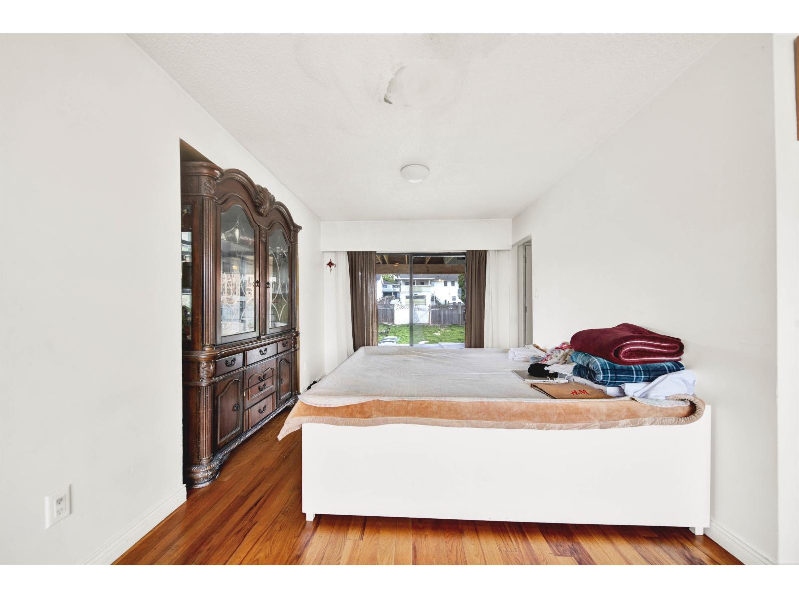 12234 99a Avenue, Surrey, British Columbia  V3V 2R2 - Photo 6 - R3034019