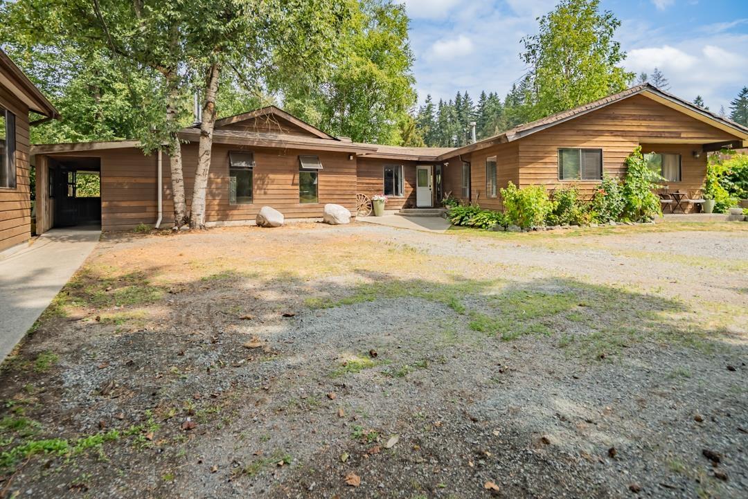 Property at 26559 58 STREET image 2