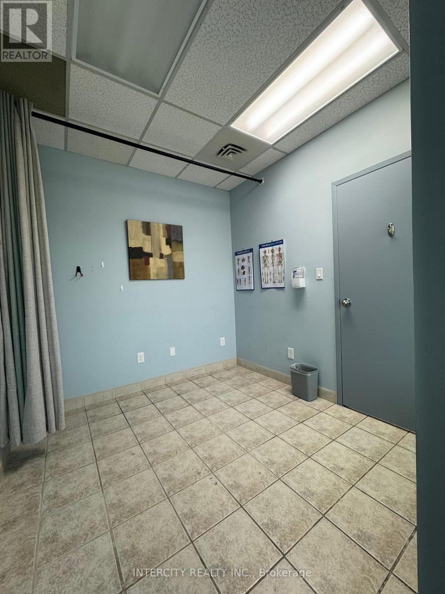 305 - 1017 Wilson Avenue, Toronto, Ontario  M3K 1Z1 - Photo 18 - W12328315