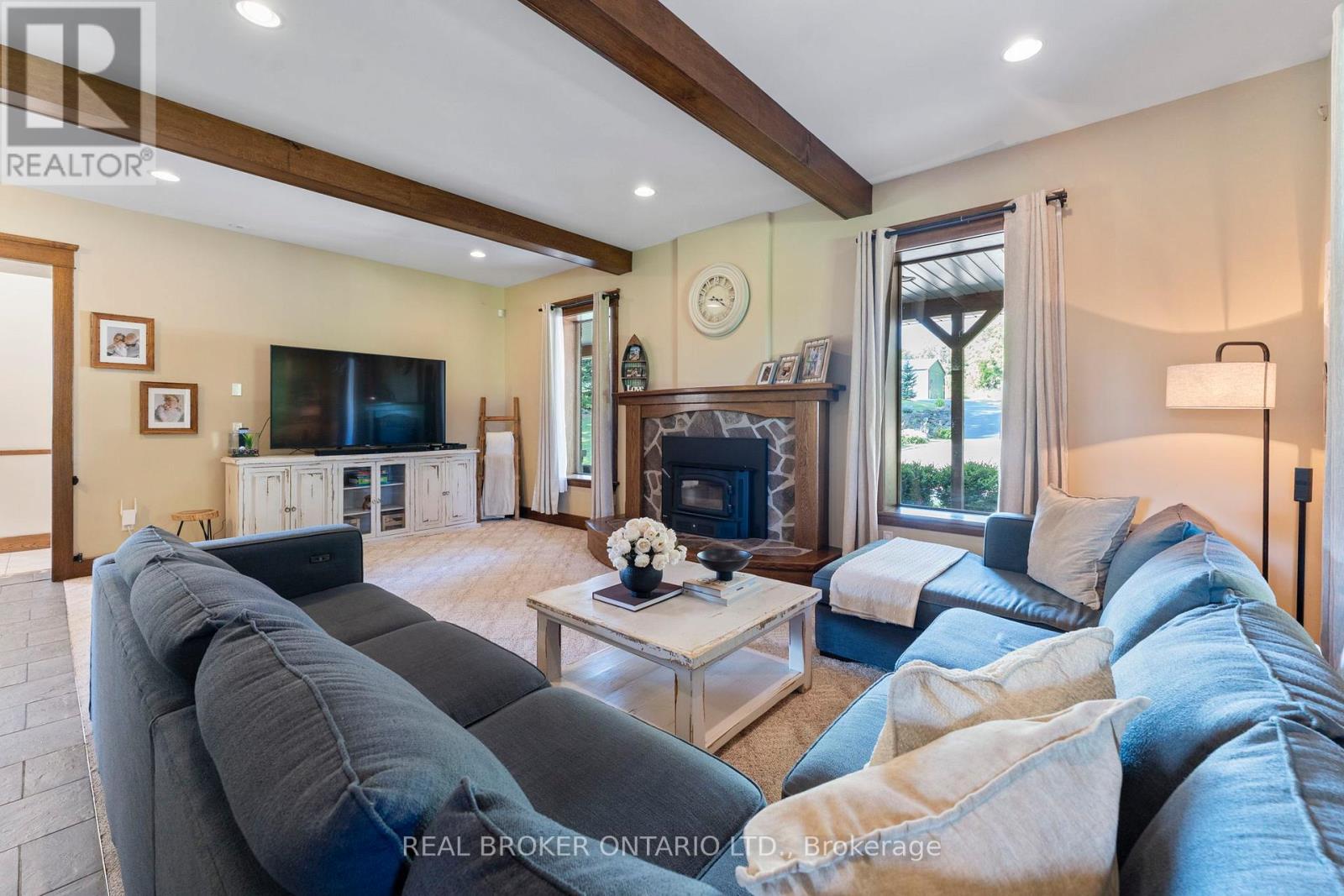 182 Governor's Rd Road E, Brant, Ontario  N3L 3E1 - Photo 8 - X12328338