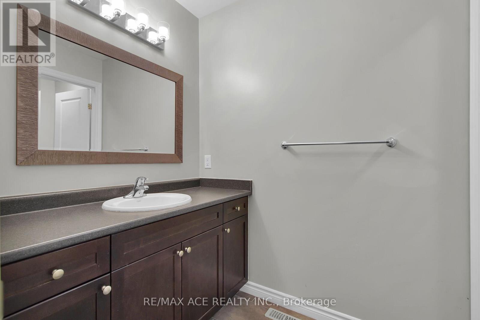 72 - 2235 Blackwater Road, London North, Ontario  N5X 0L8 - Photo 27 - X12328355