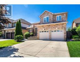 17 HILLGARDEN DRIVE, Hamilton, Ontario
